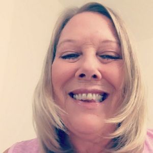 Meet your Posher, Carolyn